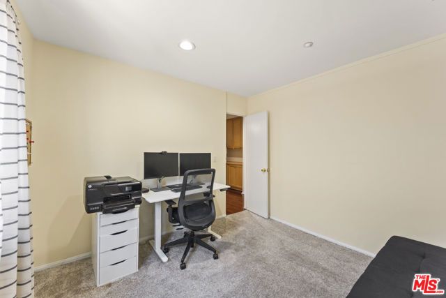 8554 Burnet Avenue 125, North Hills (los Angeles), CA 91343
