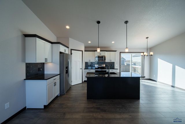 193 DORCHESTER AVE, Box Elder, SD 57719