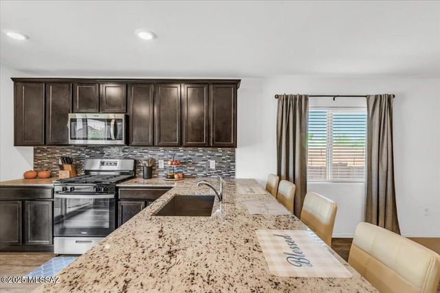 12855 N Ong Drive, Marana, AZ 85653