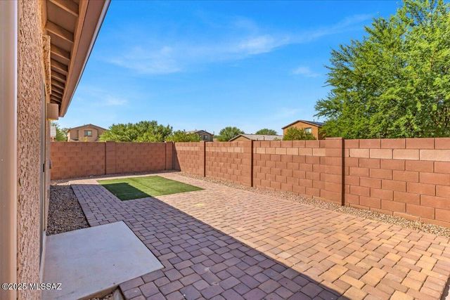 12855 N Ong Drive, Marana, AZ 85653