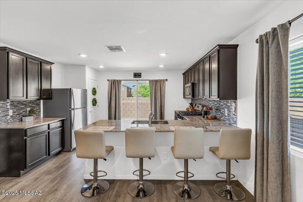 12855 N Ong Drive, Marana, AZ 85653