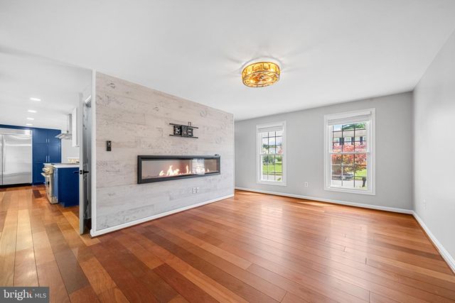 103 S CAMERON ST S, Sterling, VA 20164