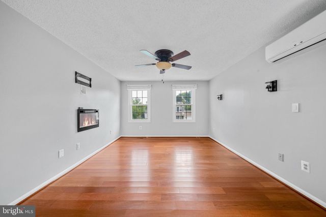 103 S CAMERON ST S, Sterling, VA 20164