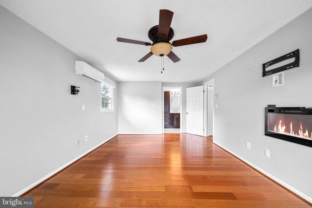 103 S CAMERON ST S, Sterling, VA 20164