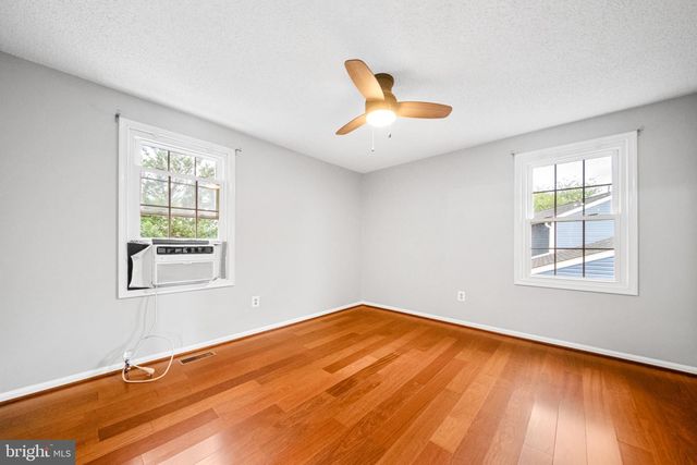 103 S CAMERON ST S, Sterling, VA 20164