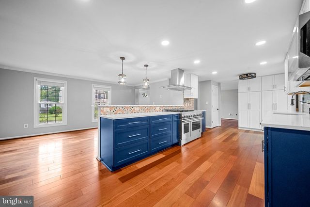 103 S CAMERON ST S, Sterling, VA 20164