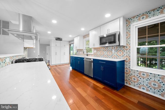 103 S CAMERON ST S, Sterling, VA 20164