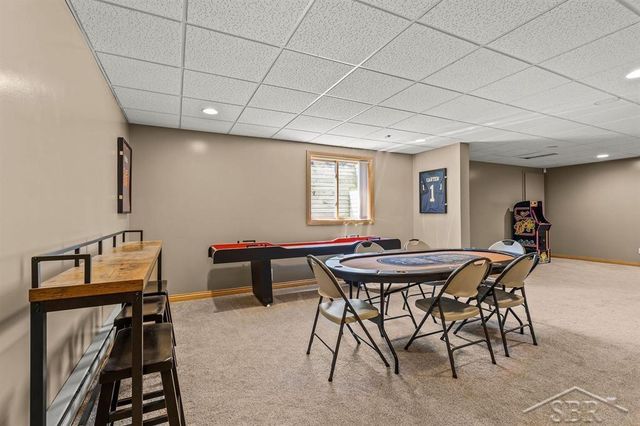 403 Shirewood Lane, Midland, MI 48642