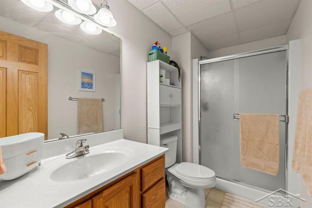 403 Shirewood Lane, Midland, MI 48642