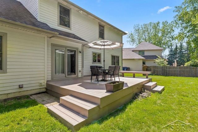 403 Shirewood Lane, Midland, MI 48642