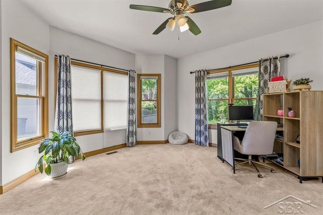 403 Shirewood Lane, Midland, MI 48642