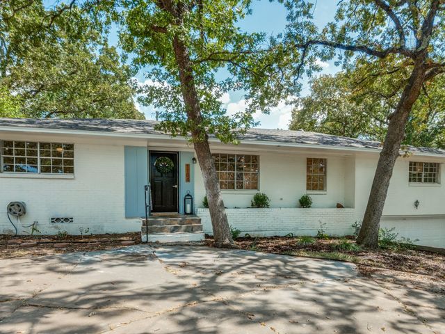 1104 Cortez Street, Denison, TX 75020