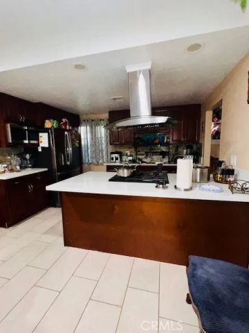 690 E Etiwanda, Rialto, CA 92376
