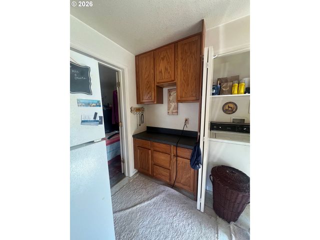 954 COMMERCIAL Ave, Coos Bay, OR 97420