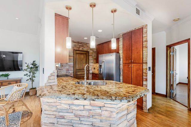 330 Las Colinas Boulevard E 1320, Irving, TX 75039