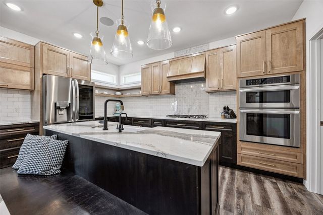 61 Quail Valley Court, Iowa City, IA 52246