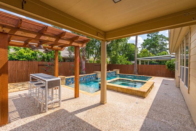 22 Frontera Circle, The Woodlands, TX 77382