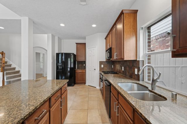 22 Frontera Circle, The Woodlands, TX 77382