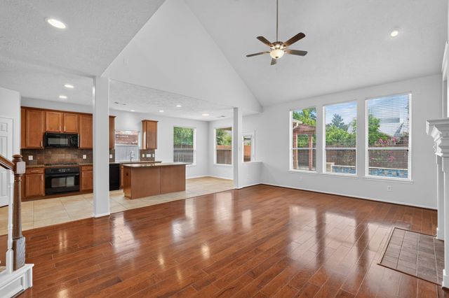 22 Frontera Circle, The Woodlands, TX 77382