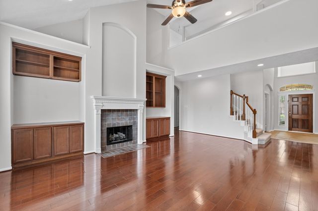 22 Frontera Circle, The Woodlands, TX 77382