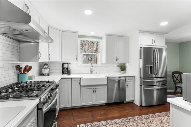 56 Star Street, Warwick, RI 02888