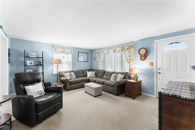 56 Star Street, Warwick, RI 02888