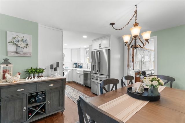 56 Star Street, Warwick, RI 02888