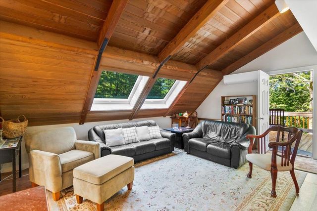 509 Thompson Pond Road, Pownal, VT 05261