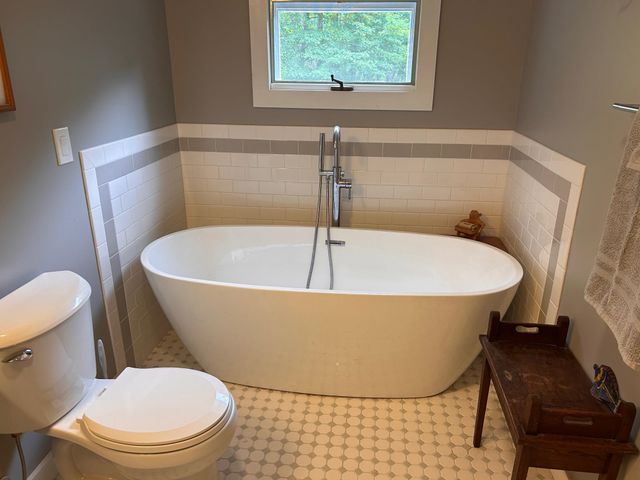 509 Thompson Pond Road, Pownal, VT 05261