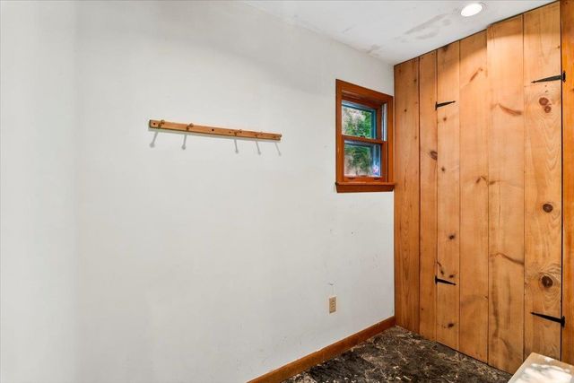 509 Thompson Pond Road, Pownal, VT 05261