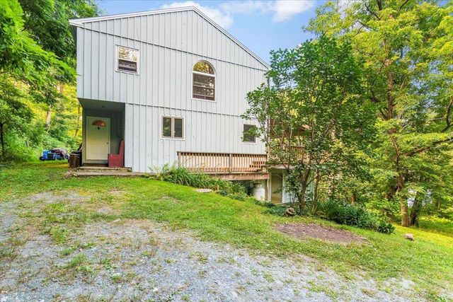 509 Thompson Pond Road, Pownal, VT 05261