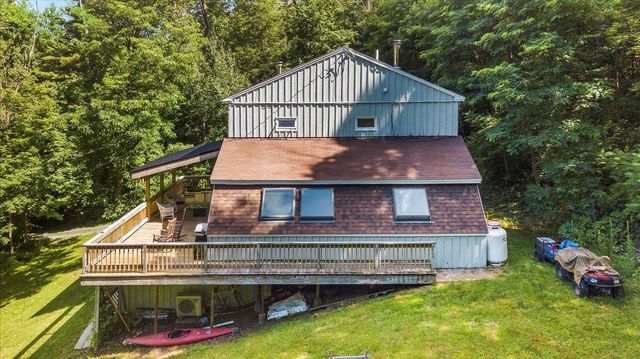 509 Thompson Pond Road, Pownal, VT 05261