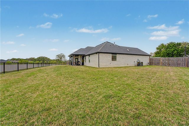 323 Divine Court, Farmington, AR 72730