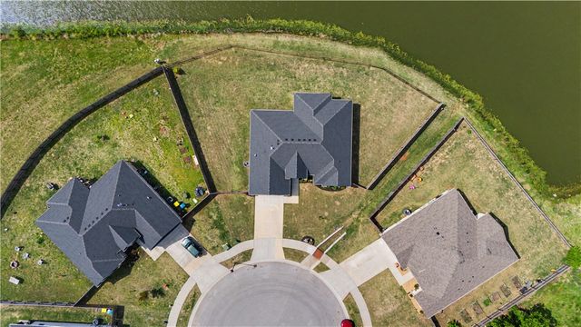 323 Divine Court, Farmington, AR 72730