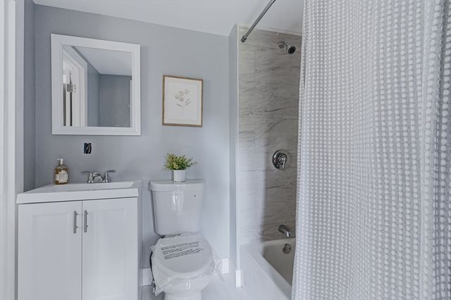 1 Gertrude Rd, North Attleboro, MA 02760