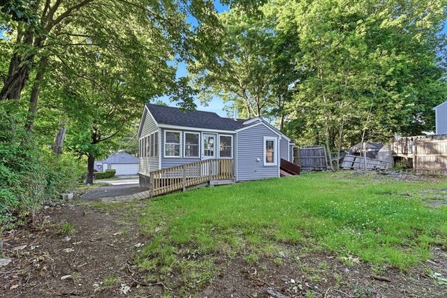 1 Gertrude Rd, North Attleboro, MA 02760