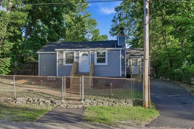 1 Gertrude Rd, North Attleboro, MA 02760
