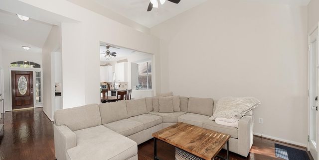 174 S Winterport Circle, The Woodlands, TX 77382