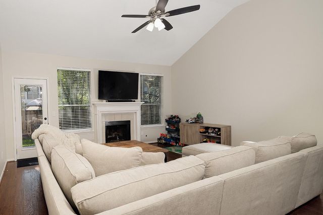 174 S Winterport Circle, The Woodlands, TX 77382