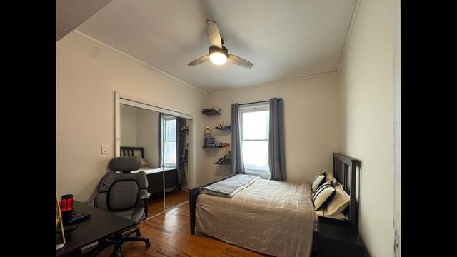 4954 N Drake Avenue, Chicago, IL 60625