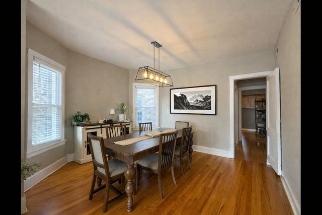 4954 N Drake Avenue, Chicago, IL 60625