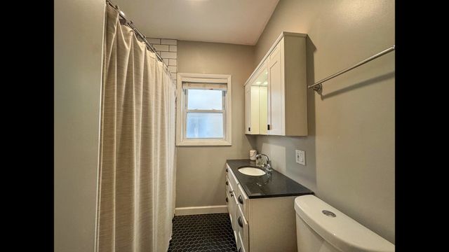 4954 N Drake Avenue, Chicago, IL 60625