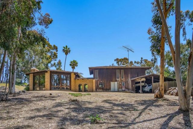 15390 Las Planideras, Rancho Santa Fe, CA 92067