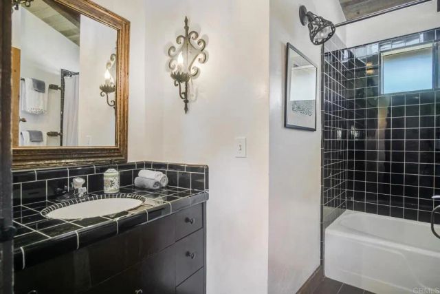 15390 Las Planideras, Rancho Santa Fe, CA 92067