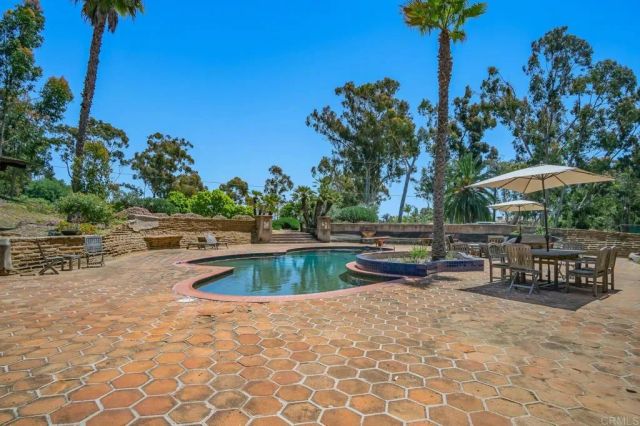 15390 Las Planideras, Rancho Santa Fe, CA 92067