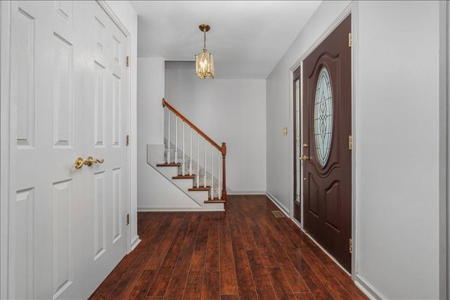 500 Keene-Way Drive, Nicholasville, KY 40356