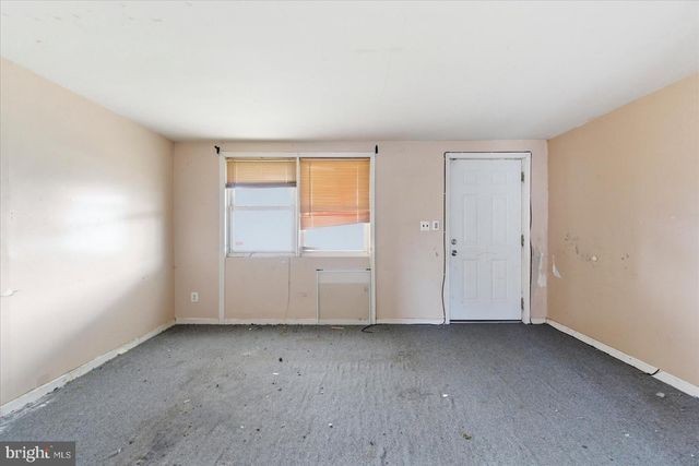 7823 SAINT BRIDGET LN, Dundalk, MD 21222