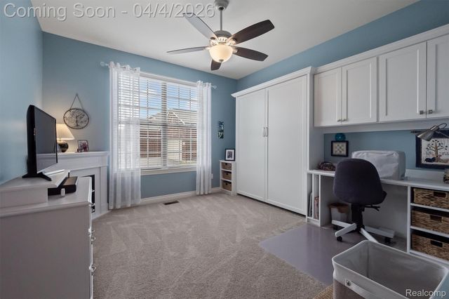 49121 Garrett Court, Macomb Township, MI 48042