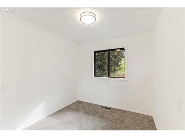 14041 Nw MASON HILL Rd, North Plains, OR 97133
