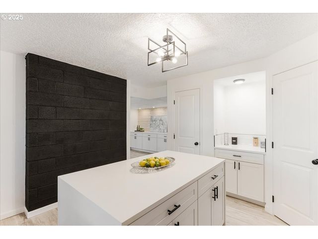 14041 Nw MASON HILL Rd, North Plains, OR 97133
